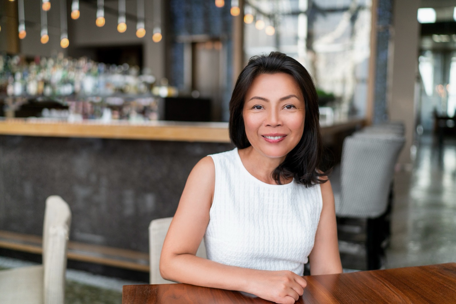A client at ease in conversation